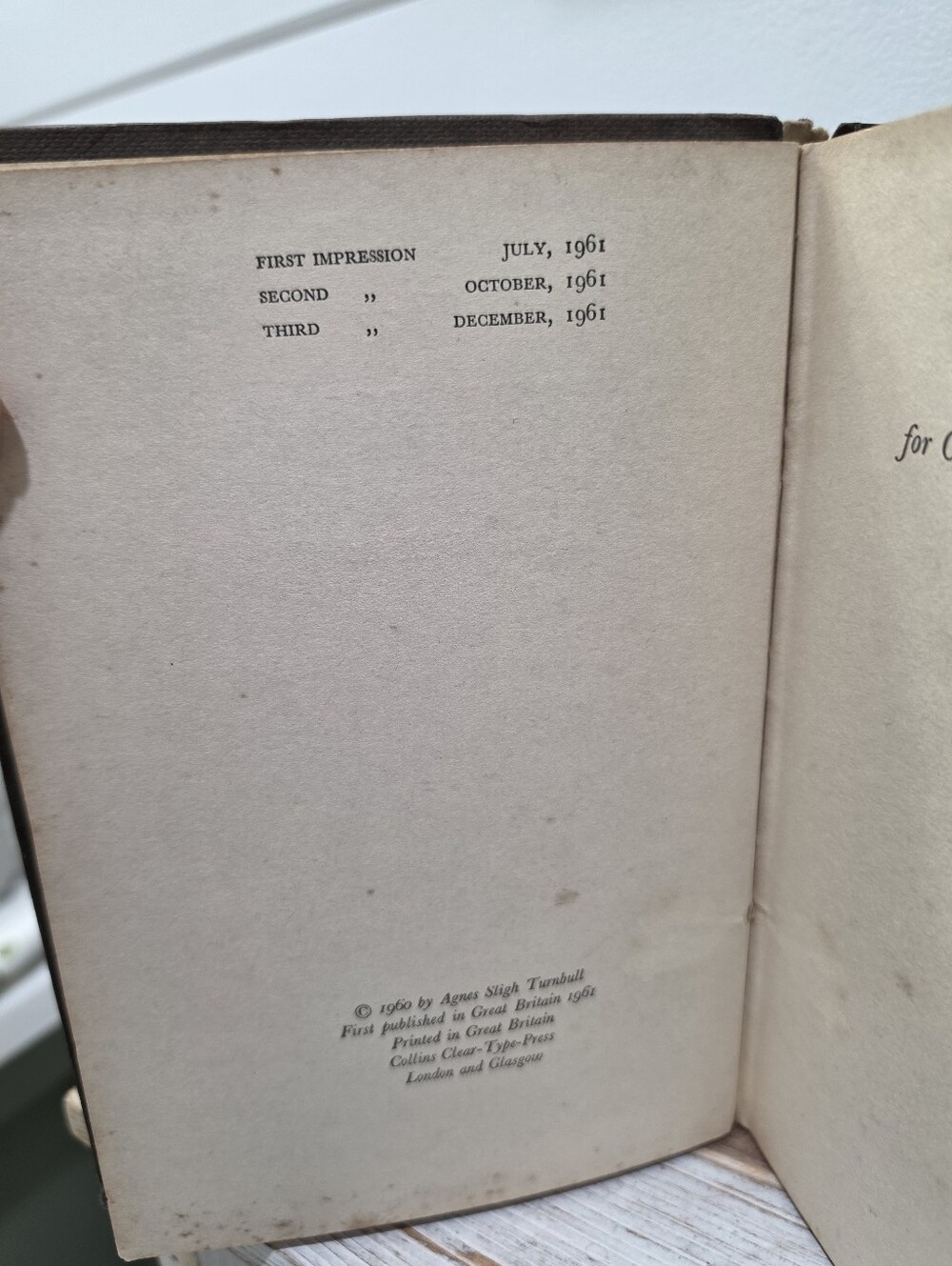 3 Vintage Books - Picture 11 of 11